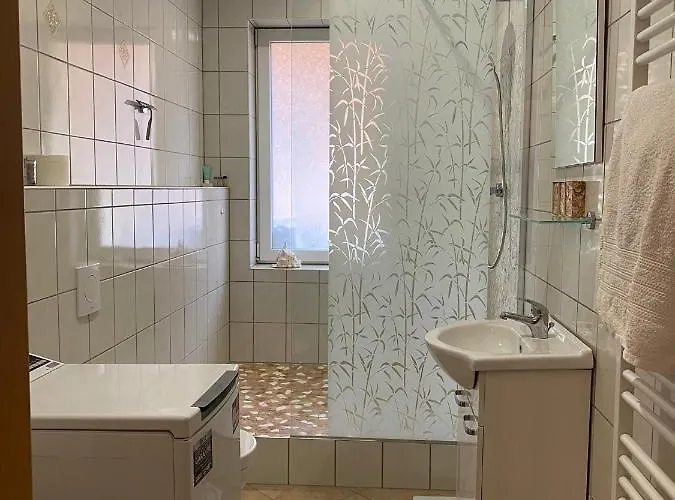 Griechischer Palast Appartement Rabenau